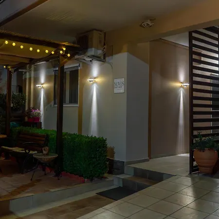 קאלאבאקה Novos Guesthouse Meteora מראה חיצוני תמונה